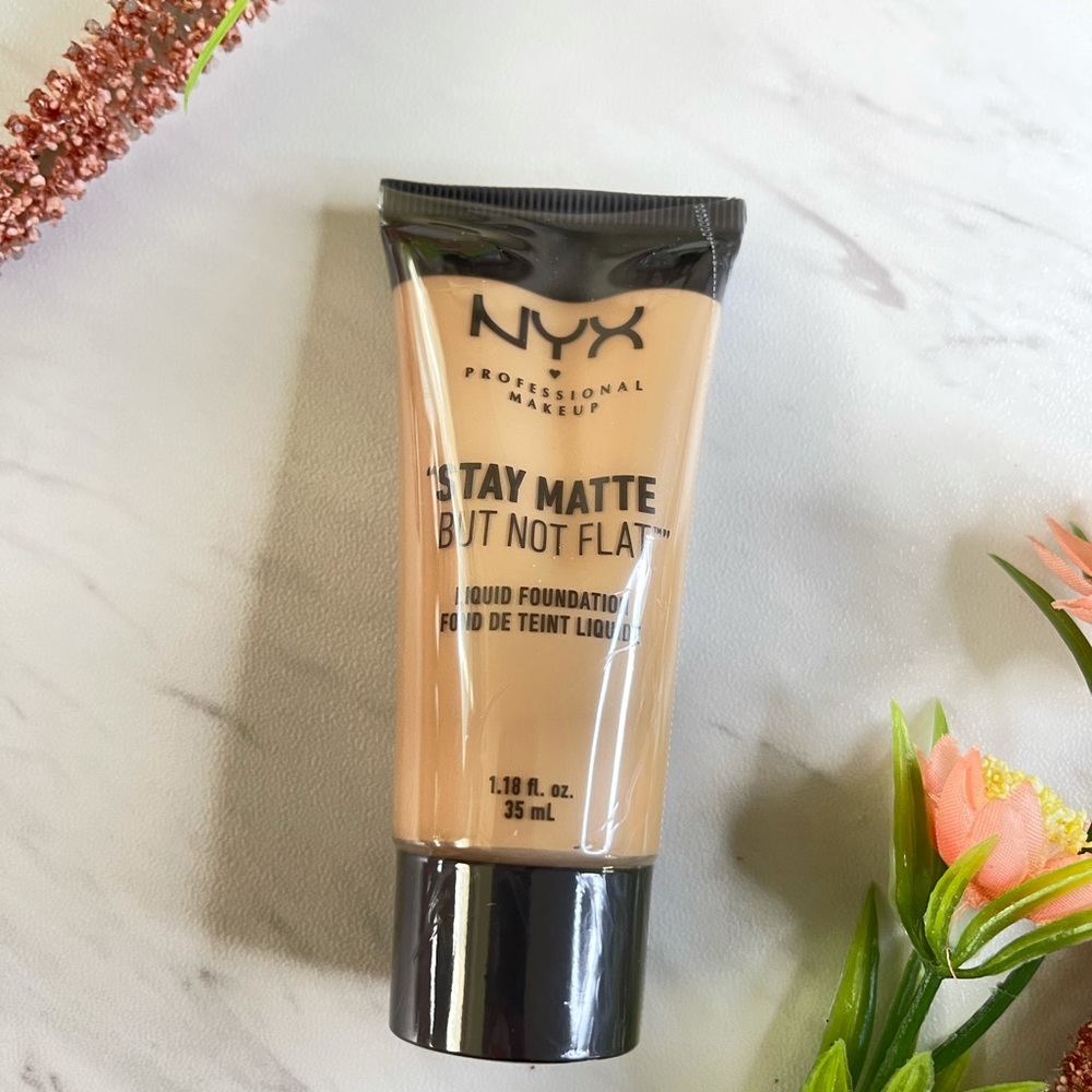 NYX Stay Matte But Not Flat - Nude